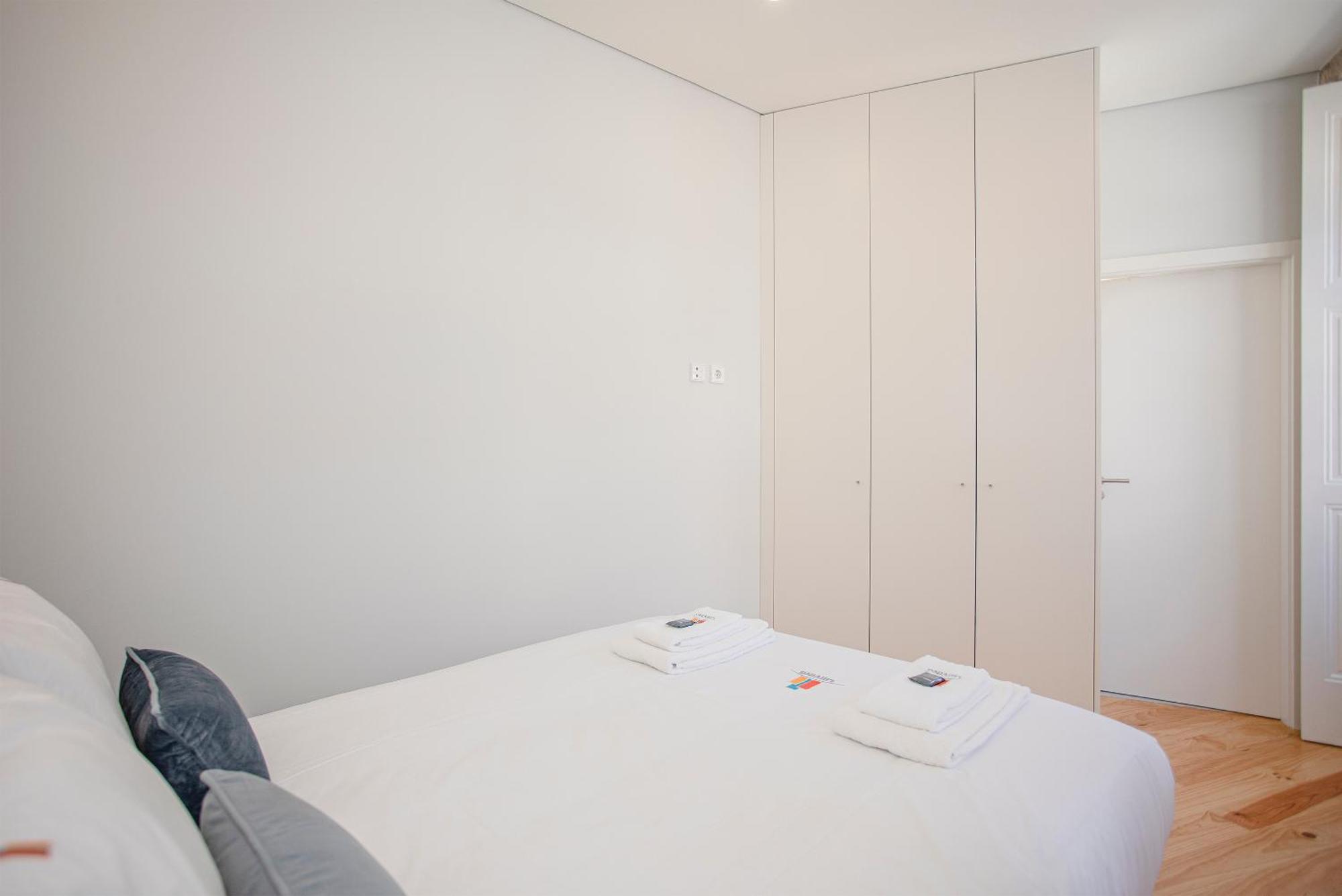 Liiiving In - Aliados Stone Apartamento Oporto