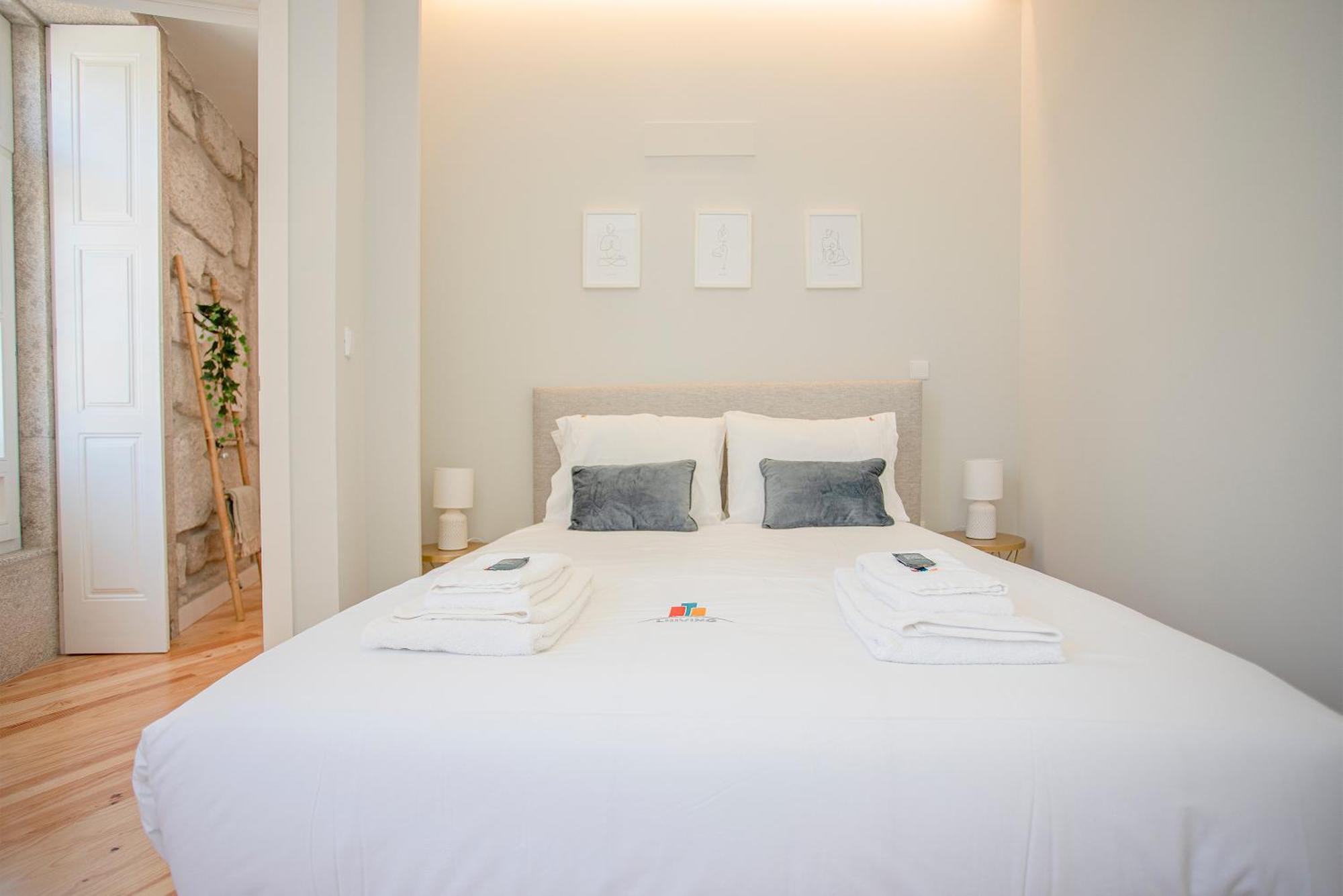 Liiiving In - Aliados Stone Apartamento