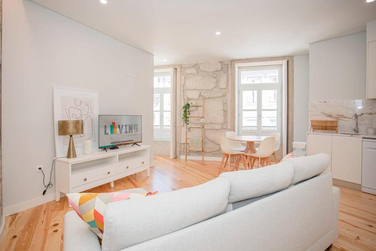 Liiiving In - Aliados Stone Apartamento *