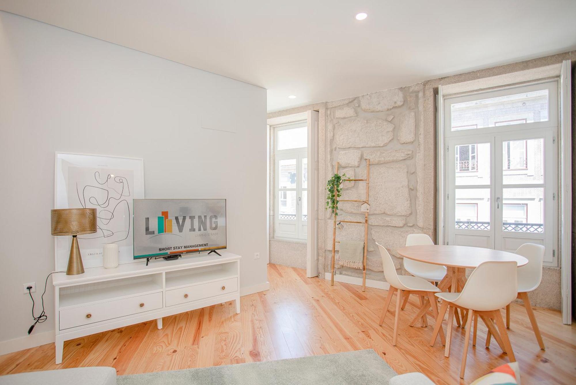 Liiiving In - Aliados Stone Apartamento